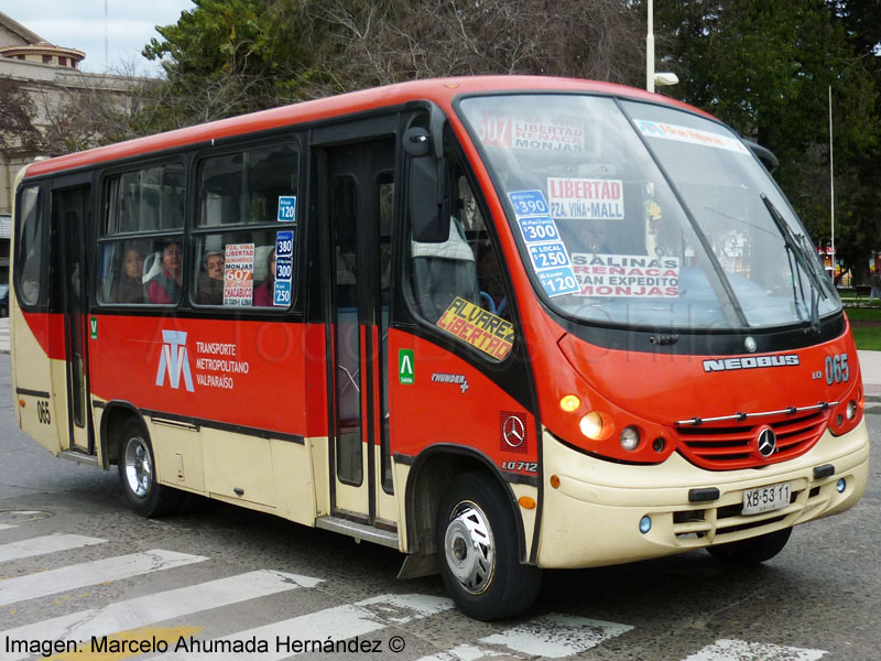 Neobus Thunder + / Mercedes Benz LO-712 / TMV 6 Gran Valparaíso S.A.