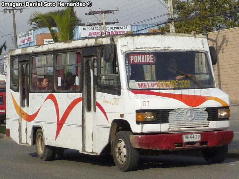 Carrocerías Bertone / Mercedes Benz LO-809 / Pomaire 2000