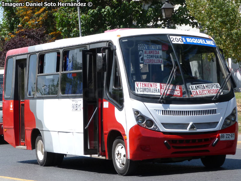 Neobus Thunder + / Agrale MA-9.2 / Línea 200 Norte - Sur (Isabel Riquelme) Trans O'Higgins