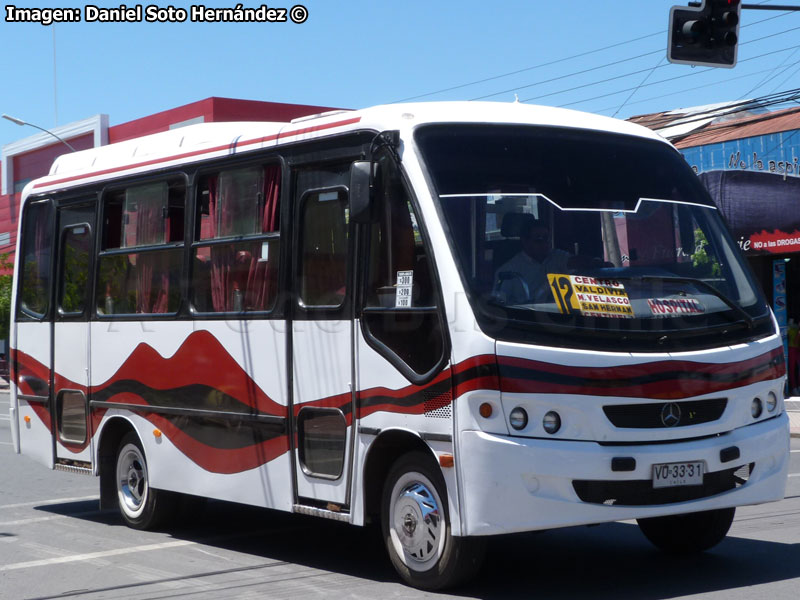 Maxibus Astor / Mercedes Benz LO-712 / Línea N° 12 San Fernando