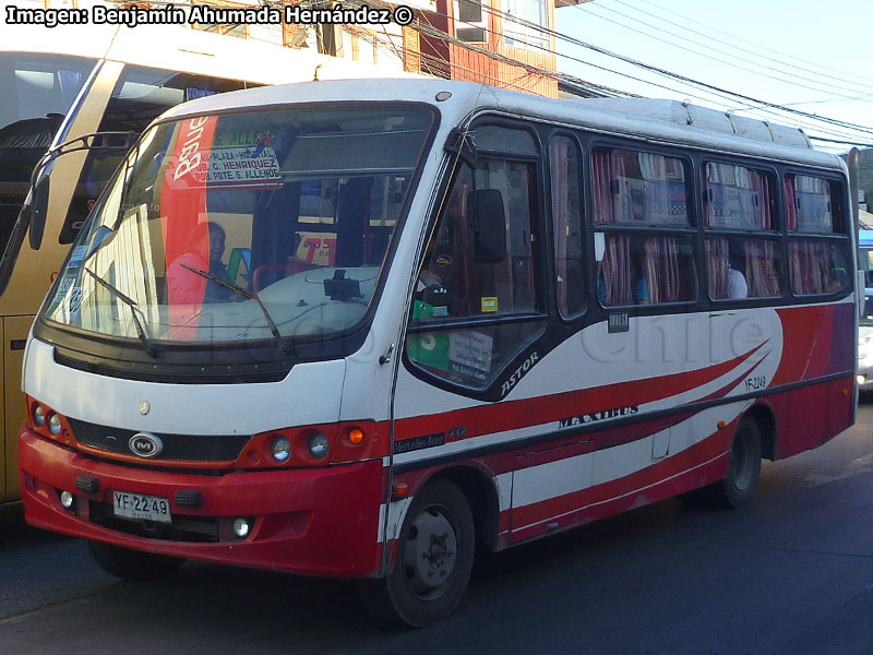 Maxibus Astor / Mercedes Benz LO-712 / Línea N° 2 Castro