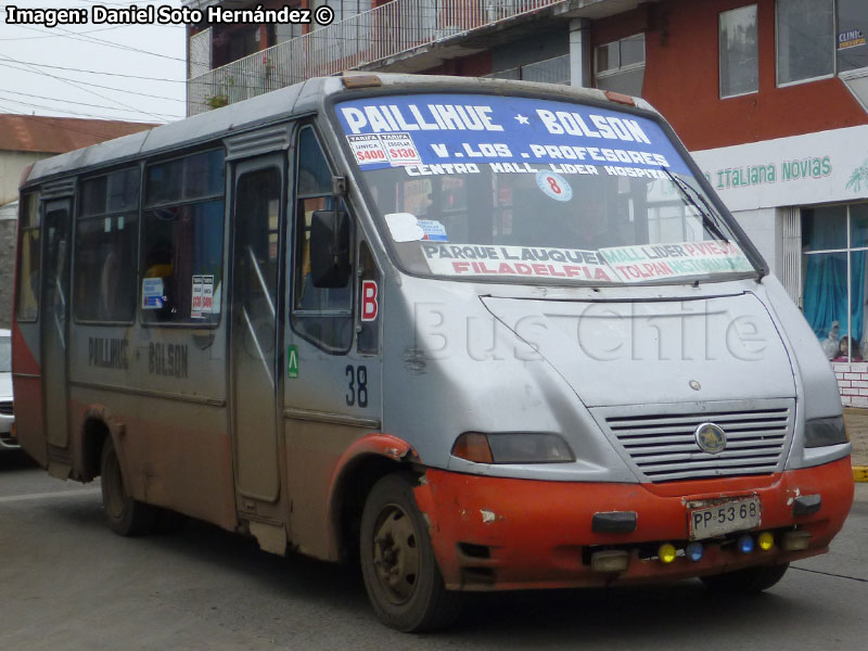 Metalpar Pucará 2000 / Mercedes Benz LO-814 / Línea Nº 8 Paillihue - Bolsón (Los Angeles)