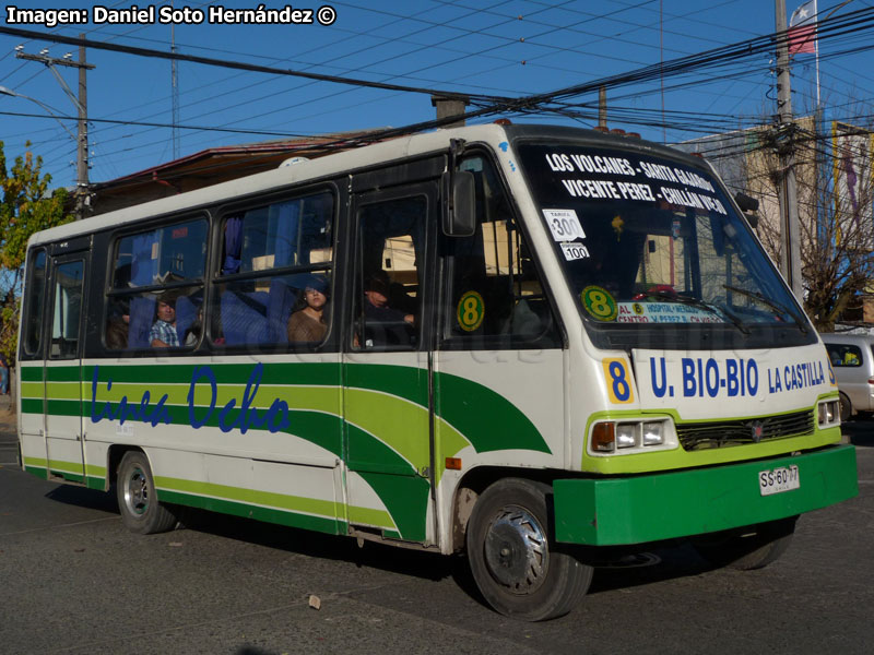 Marcopolo Senior GV / Mercedes Benz LO-814 / Línea N° 8 Chillán