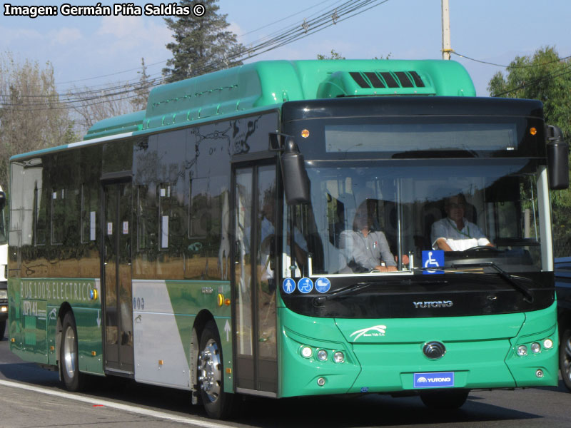 Yutong E12LF / Prototipo Eléctrico Buses Vule S.A.