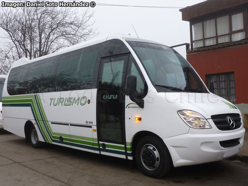 UNVI Compa / Mercedes Benz Vario 818D / Turismo Yanguas