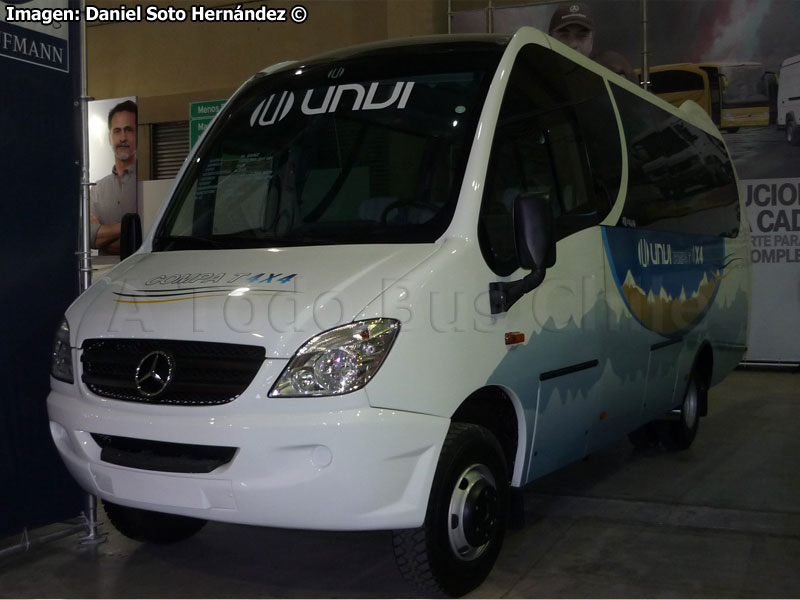 UNVI Compa T / Mercedes Benz Vario 818 4x4 / Unidad de Muestra Comercial Kaufmann S.A.