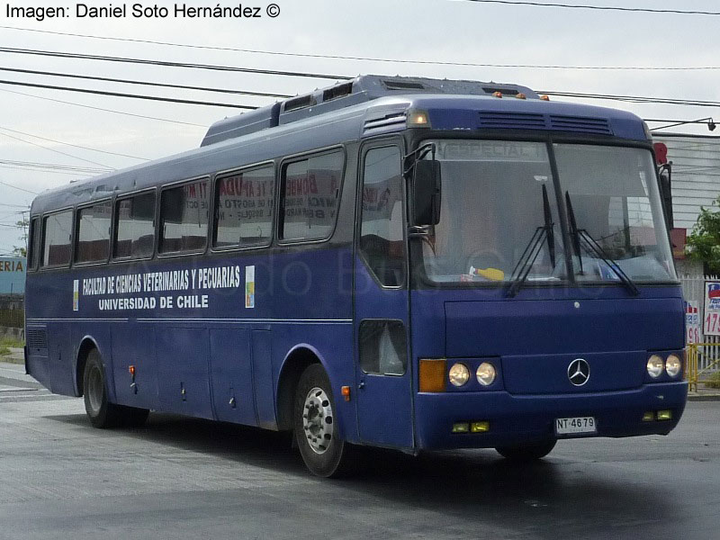 Mercedes Benz O-400RS / Universidad de Chile