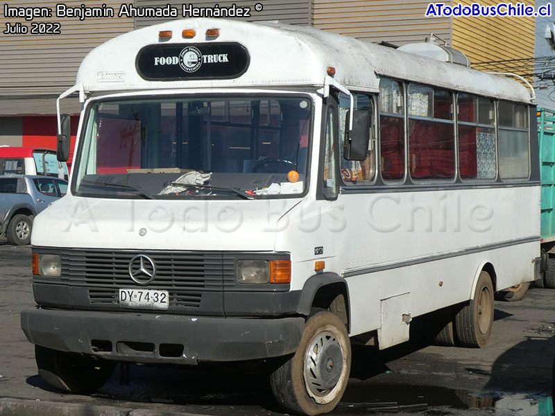 Thomas / Mercedes Benz LO-812 / Food Truck Sabor Pasajero