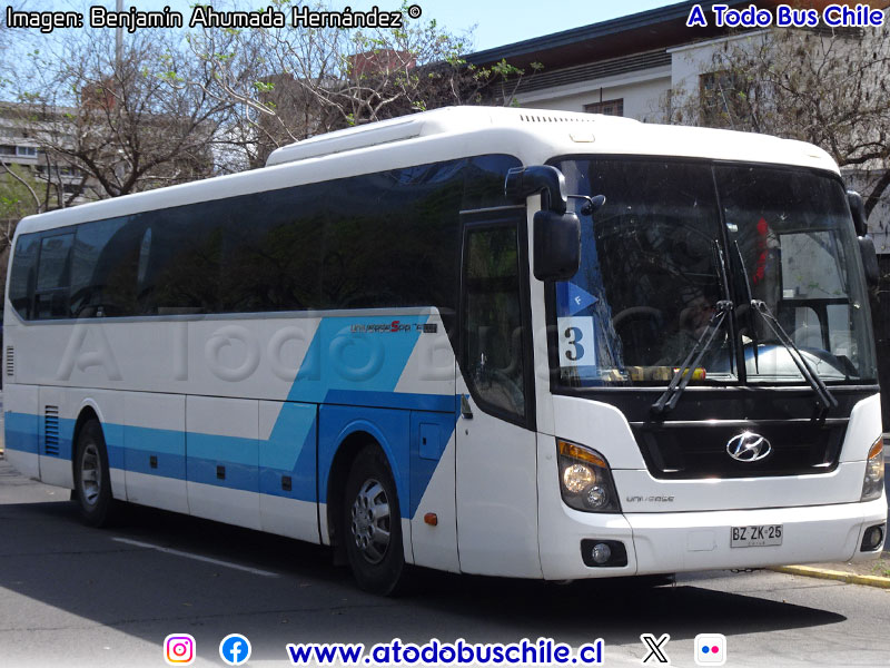 Hyundai Universe Space Luxury / Fuerza Aérea de Chile (II Brigada Aérea)