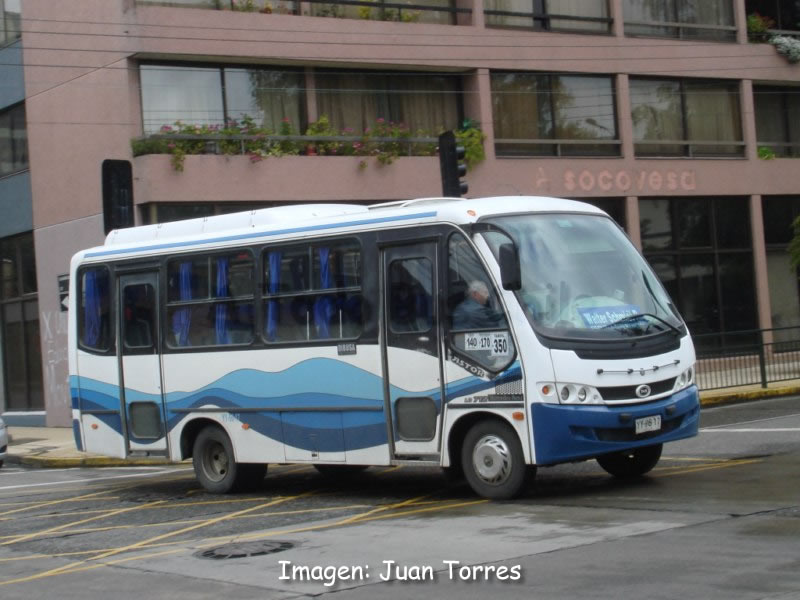 Maxibus Astor / Mercedes Benz LO-712 / Escuela Diferencial Walter Schmidt