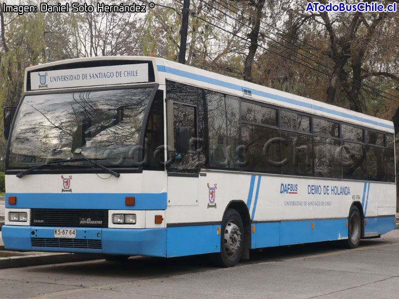 Den Oudsten B-88 / DAF SB-220LC / Universidad de Santiago de Chile USACH