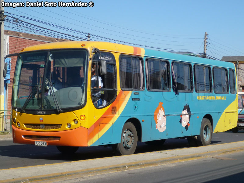 Comil Versatile / Mercedes Benz OF-1721 / I. M. de Quillota (Región de Valparaíso)