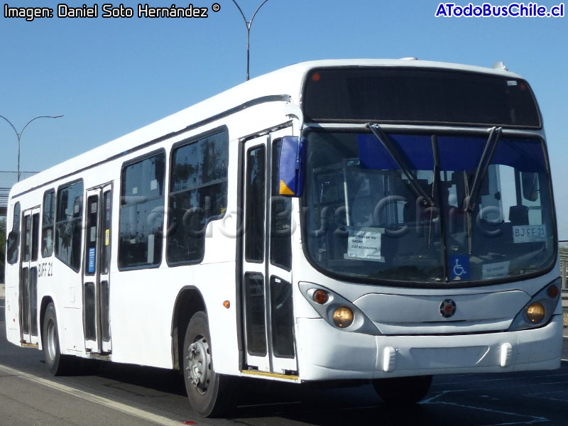 Marcopolo Gran Viale / Volvo B-7R-LE / Unidad de Capacitación SuBus Chile S.A.