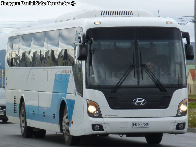 Hyundai Universe Space Luxury / Fuerza Aérea de Chile (IV Brigada Aérea)