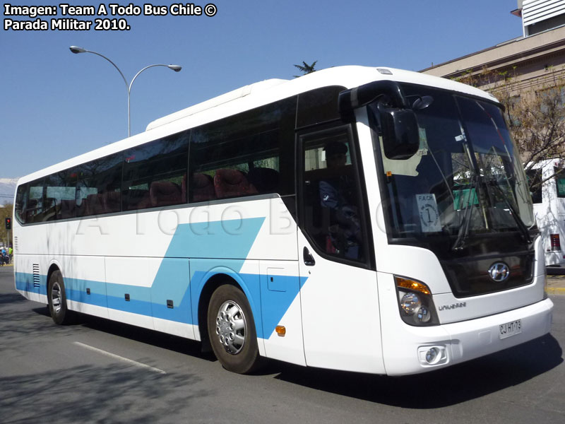 Hyundai Universe Space Luxury / Fuerza Aérea de Chile (II Brigada Aérea)