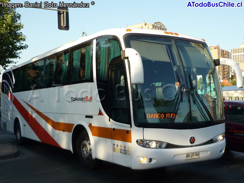 Marcopolo Viaggio G6 1050 / Mercedes Benz O-500R-1830 / Romanini Bus (Al servicio de Banco Itaú Chile S.A.)