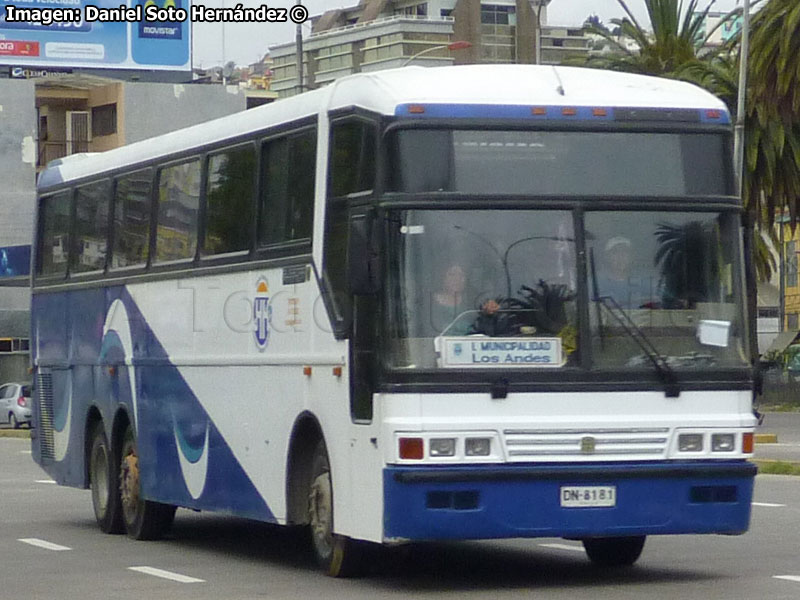 Busscar Jum Buss 360 / Mercedes Benz O-371RS / Particular (Al servicio de la I. M. de Los Andes)