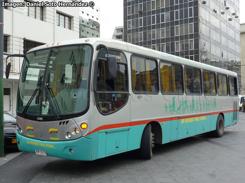 Comil Versatile / Volvo B-7R / I. M. de El Bosque (Región Metropolitana)