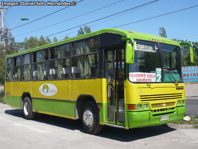 Maxibus Rodoviario / Mercedes Benz OF-1721 / I. M. de La Granja (Región Metropolitana)