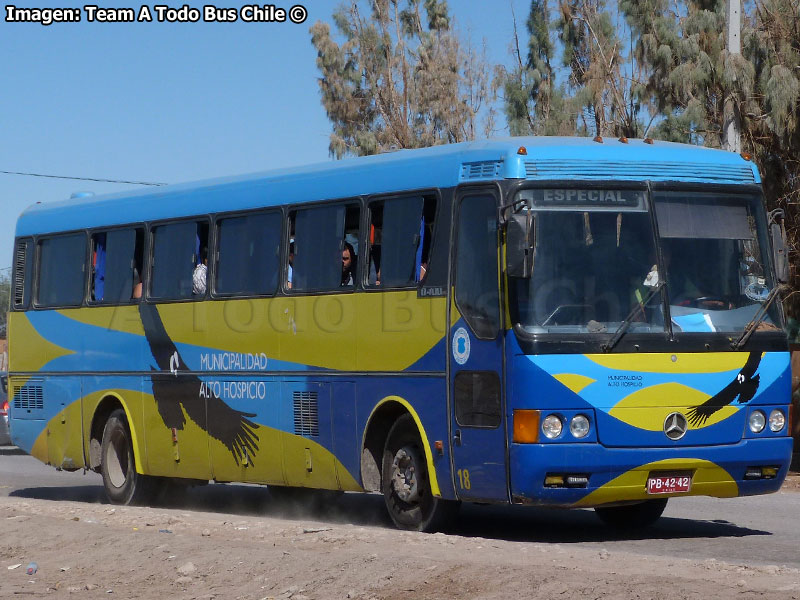 Mercedes Benz O-400RS / I. M. de Alto Hospicio (Región de Tarapacá)