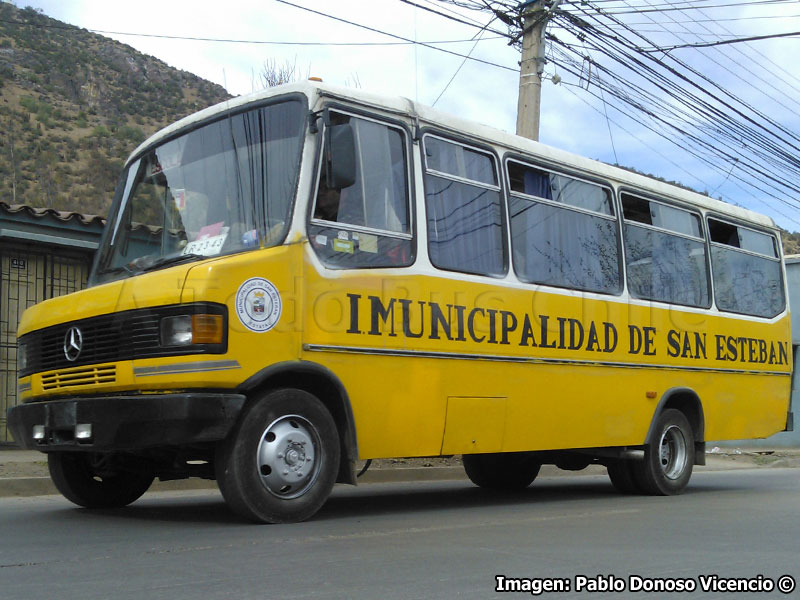 Metalpar Pucará I / Mercedes Benz LO-812 / I. M. de San Esteban (Región de Valparaíso)