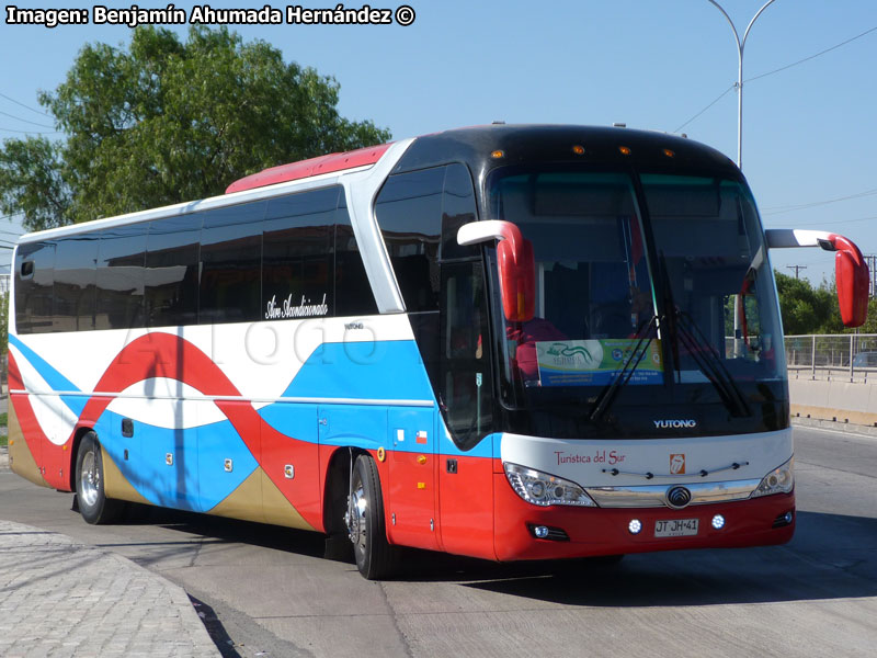 Yutong ZK6136H / Turística del Sur