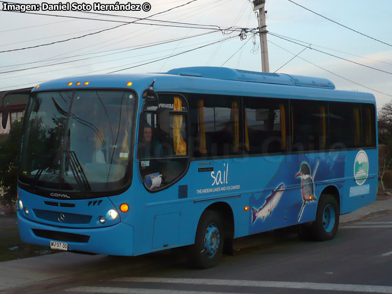 Comil Versatile / Mercedes Benz OF-1720A / Turismo CruceAndino