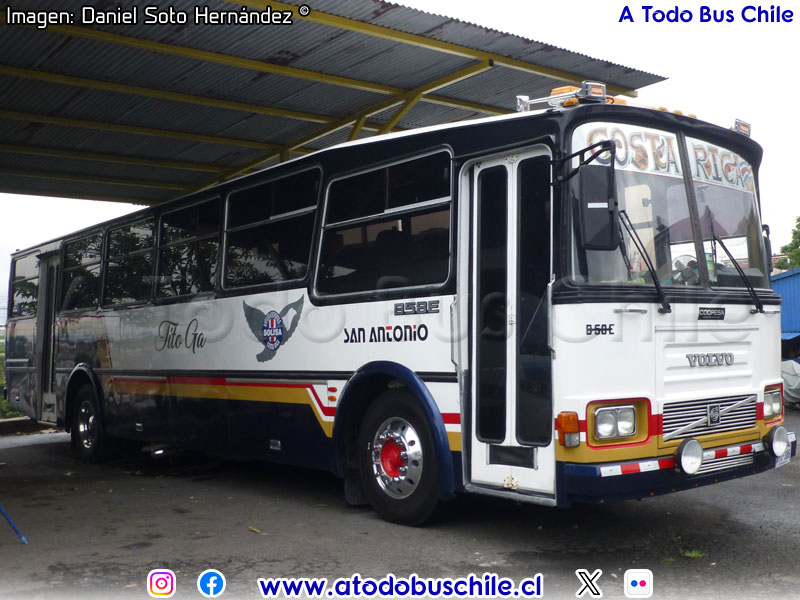 Carrocerías COOPESA / Volvo B-58E / Transportes SOLISA (Costa Rica)