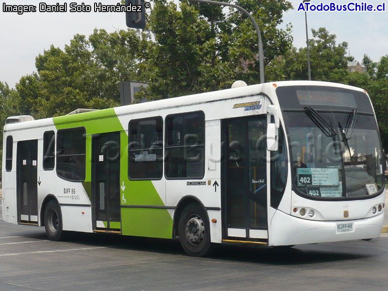 Busscar Urbanuss Pluss / Volvo B-7R-LE / Servicio Troncal 402