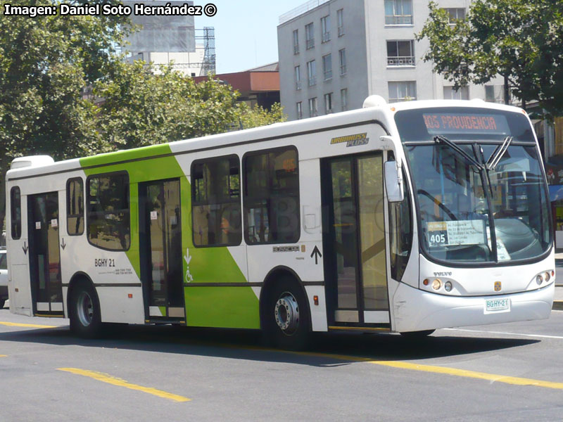 Busscar Urbanuss Pluss / Volvo B-7R-LE / Servicio Troncal 405