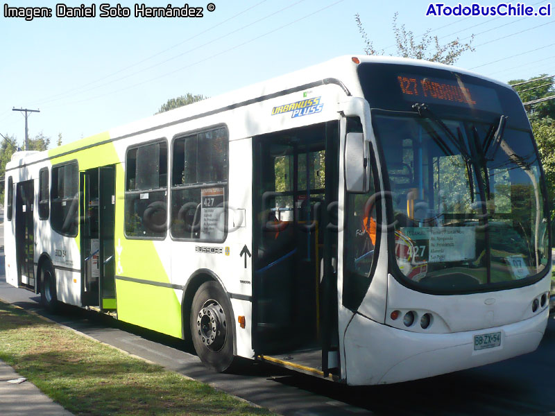 Busscar Urbanuss Pluss / Volvo B-7R-LE / Servicio Troncal 427