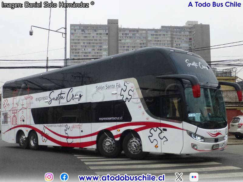 Comil Campione Invictus DD / Scania K-440B 8x2 eev5 / Expreso Santa Cruz