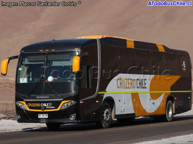 Busscar Vissta Buss 340 / Scania K-360B eev5 / Cruzero Chile