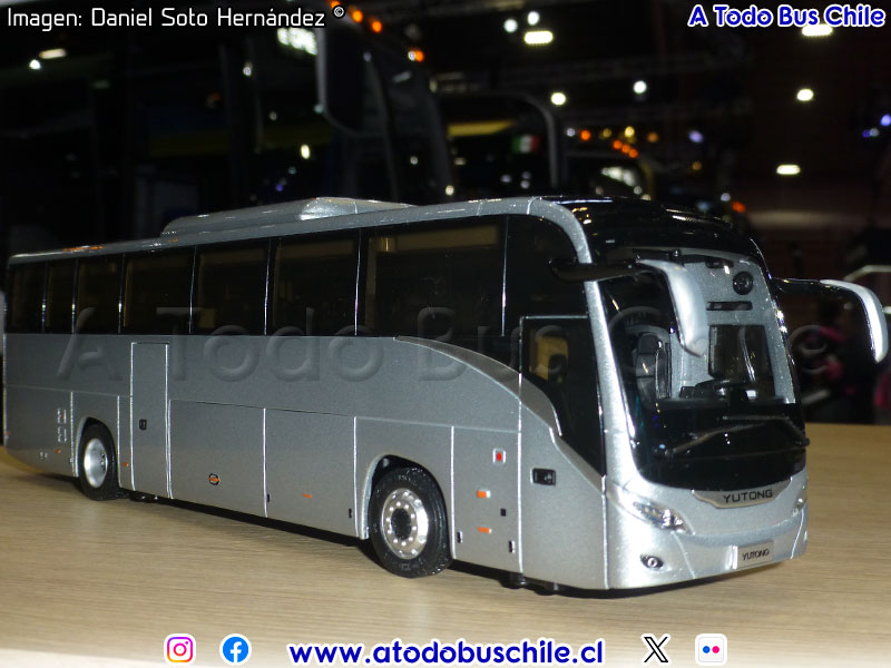 Miniatura 1:55 | Yutong T132BEV