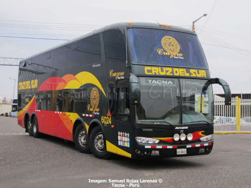 Marcopolo Paradiso G6 1800DD / Volvo B-12R 8x2 / Cruz del Sur (Perú)
