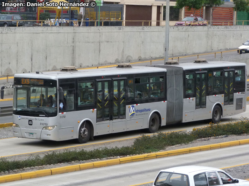King Long XMQ6181G / TATSA / Línea EX-5 Naranjal - Plaza Flores BRT Metropolitano de Lima (Perú)