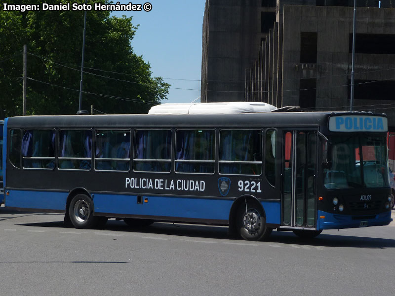 Carrocerías Ugarte / Mercedes Benz OF-1418 / Policía de la Ciudad (Buenos Aires - Argentina)