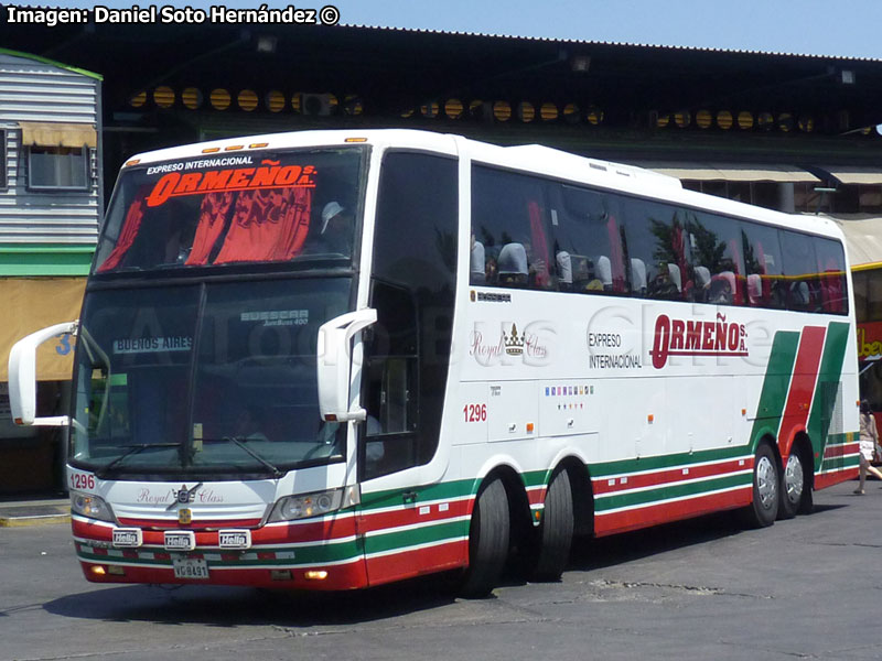 Busscar Jum Buss 400 / Volvo B-12R 8x2 / Expreso Internacional Ormeño (Perú)