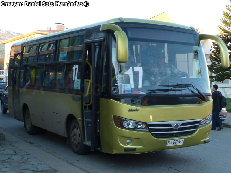 Metalpar Maule (Youyi Bus ZGT6718 Extendido) / Línea Nº 17 Coyhaique
