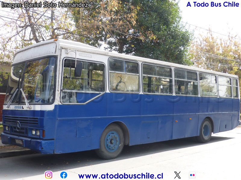 Ciferal Padron Rio / Mercedes Benz OF-1318 / Complejo Educacional Particular Las Acacias (El Bosque - Santiago)