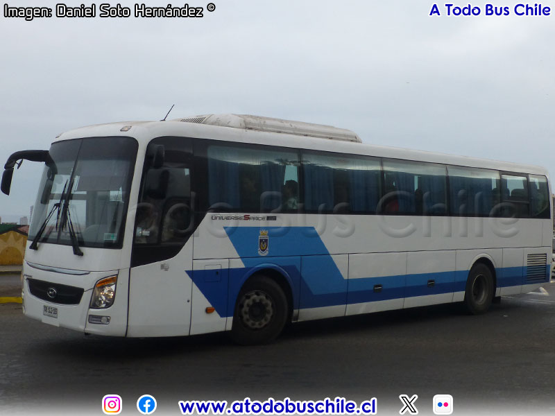 Hyundai Universe Space Luxury Euro5 / Fuerza Aérea de Chile (I Brigada Aérea)