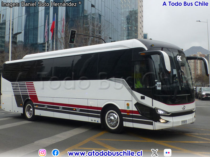 King Long XMQ6112Y Euro5 / Transportes Picand (Al servicio de Clínica Alemana S.A.)