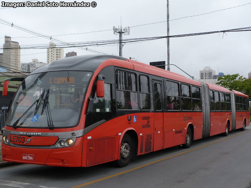 Neobus Mega BRT Biarticulado / Volvo B-12M / Línea N° 303 Curitiba (Paraná - Brasil)